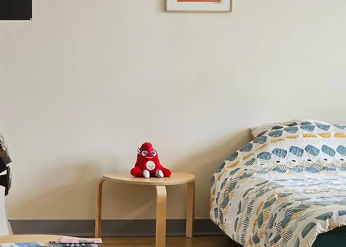شقة A Modern Appartment, Bright And Calm باريس