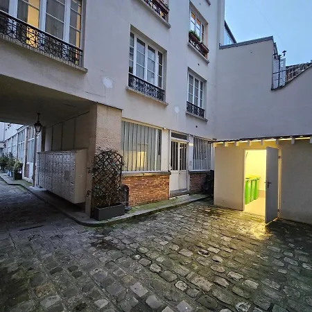 A Modern Appartment, Bright And Calm