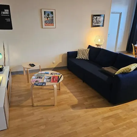 A Modern Appartment, Bright And Calm Apartament *