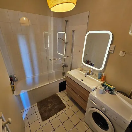 A Modern Appartment, Bright And Calm Apartament Paryż