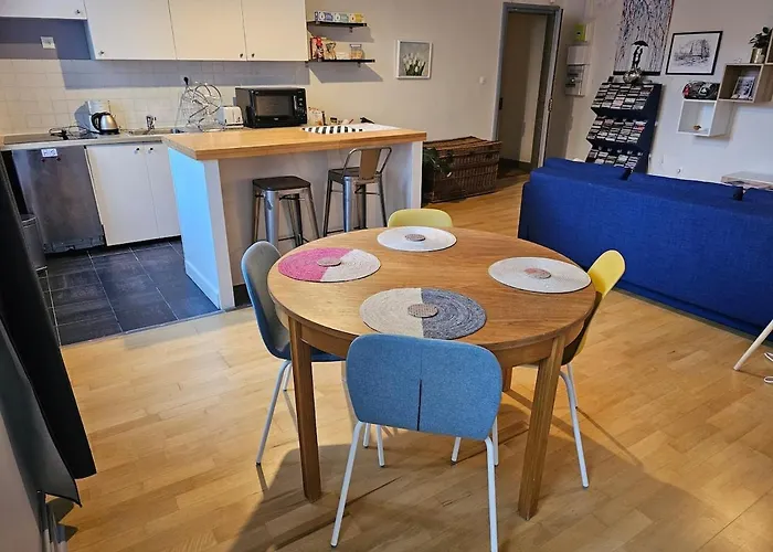 Apartamento A Modern Appartment, Bright And Calm